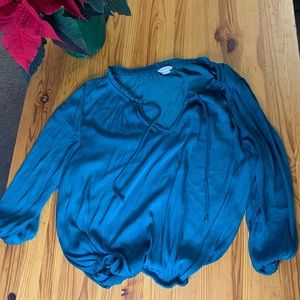 Medium Petite Women’s Green Blouse with drawstring